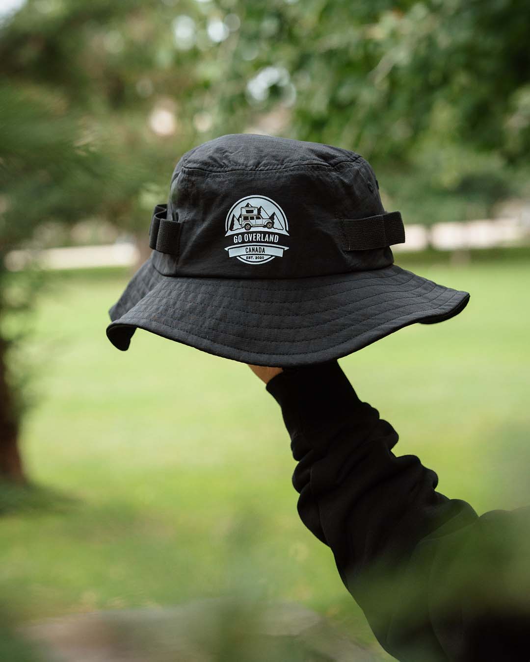 GO OVERLAND Bob palarie bucket camping