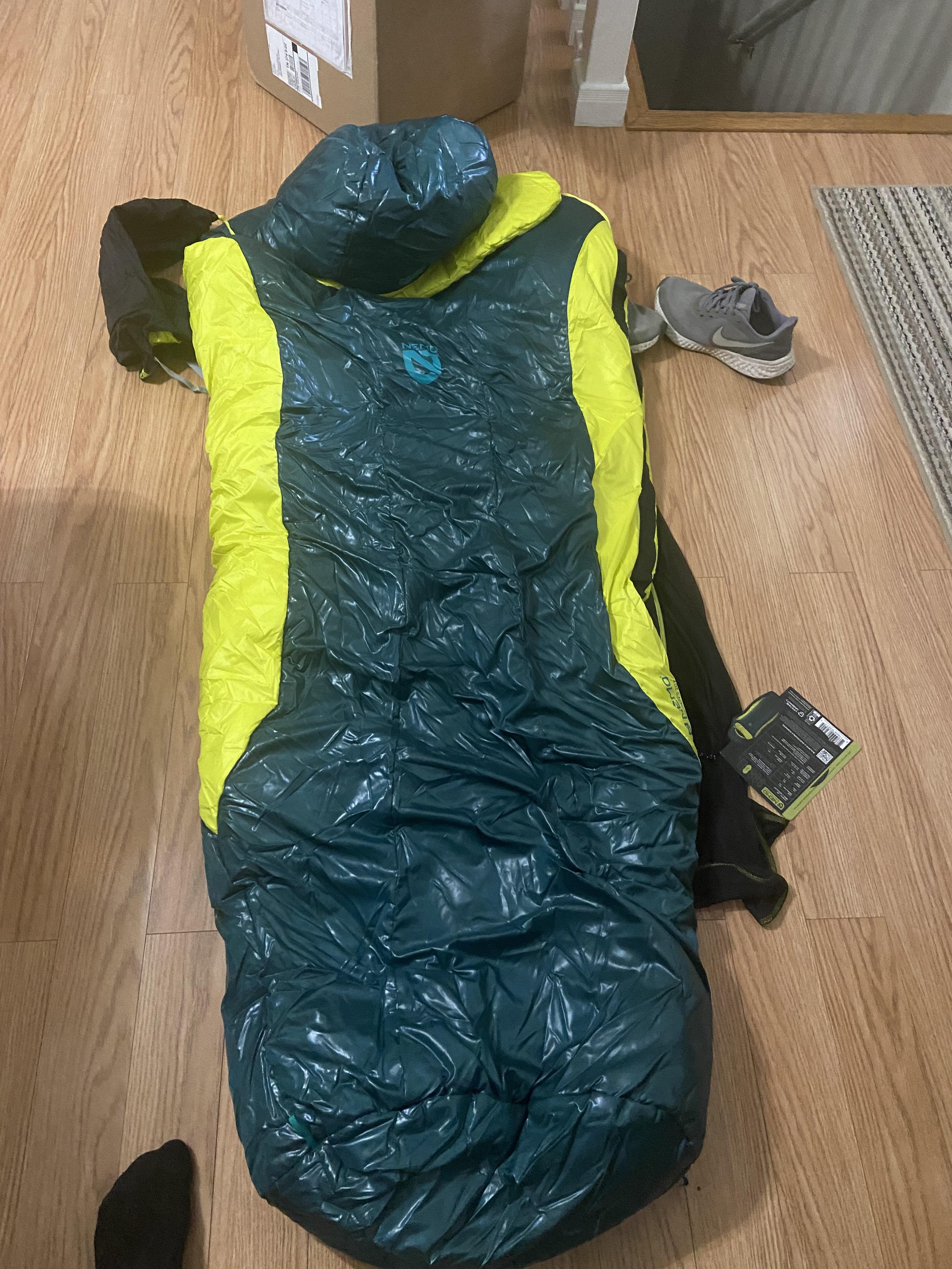 Nemo Tempo sac dormit barbati sintetic Spoon 20F