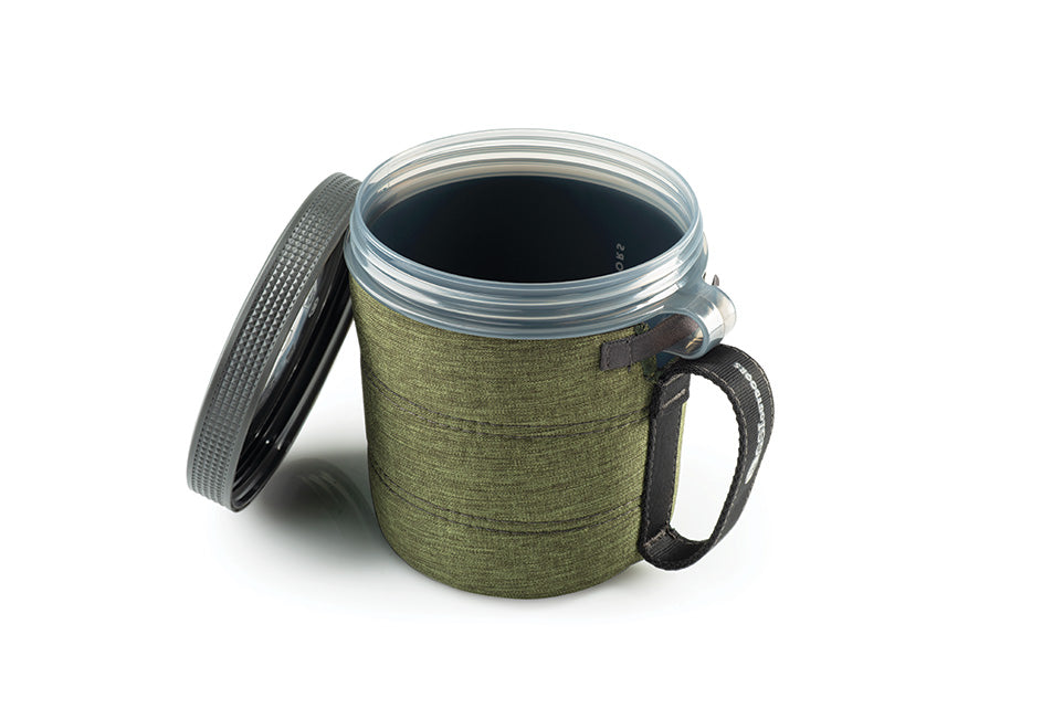 GSI Outdoors Fairshare Mug II cana camping gradata cu maneca