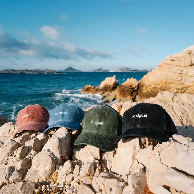 GO OVERLAND No Signal sapca velur neagra
