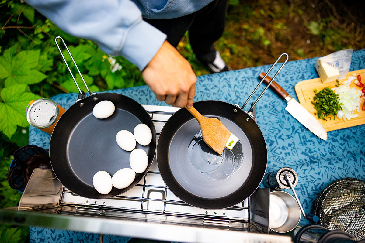 GSI Carbon Steel tigaie camping otel cu maner pliabil