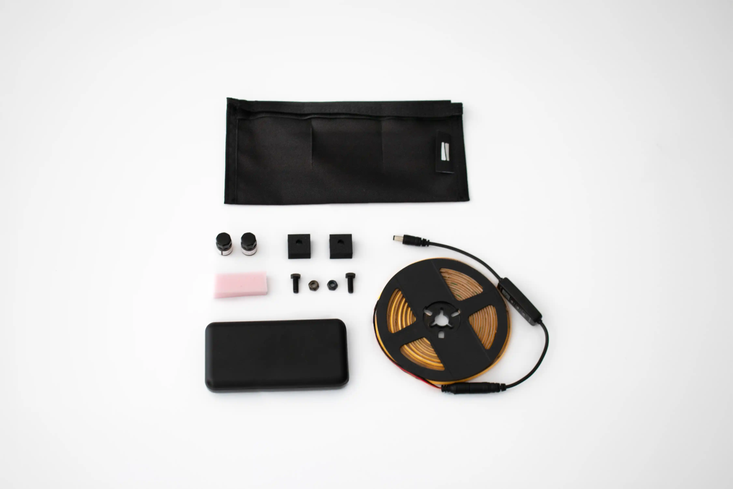 James Baroud LED kit iluminat cort plafon