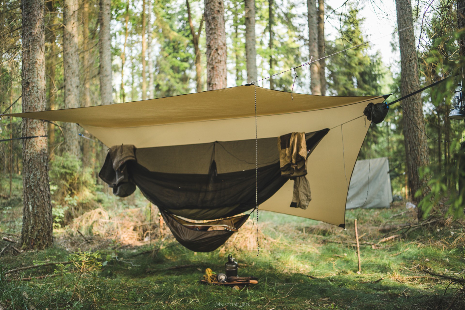 Lesovik Heksa Walnut Brown prelata hamac 360x300