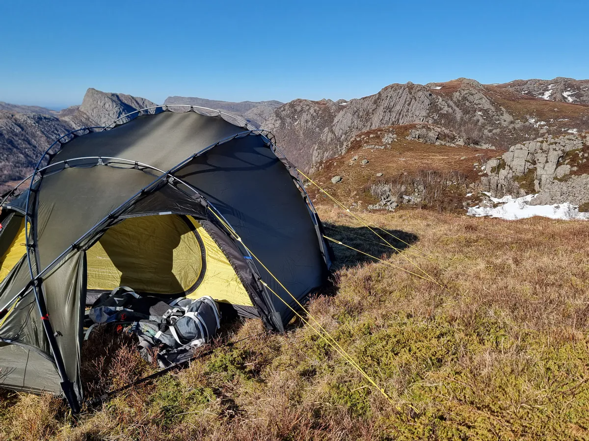Nortent Vern 3 cort 3 persoane armygreen cu cos soba
