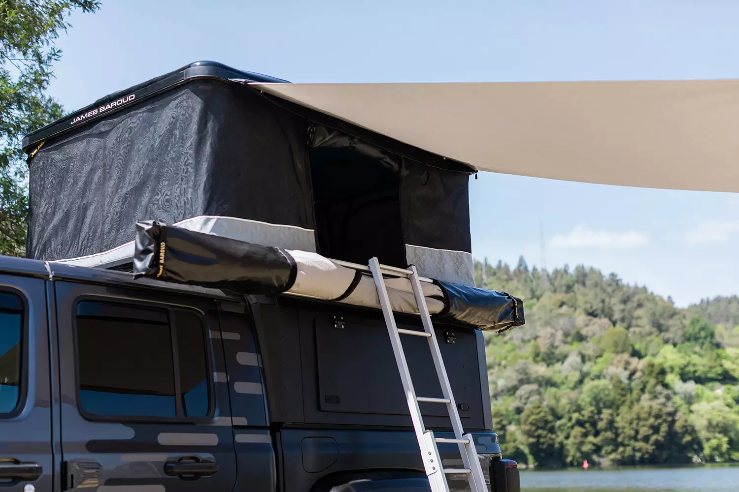 James Baroud Frontier Awning marchiza laterala