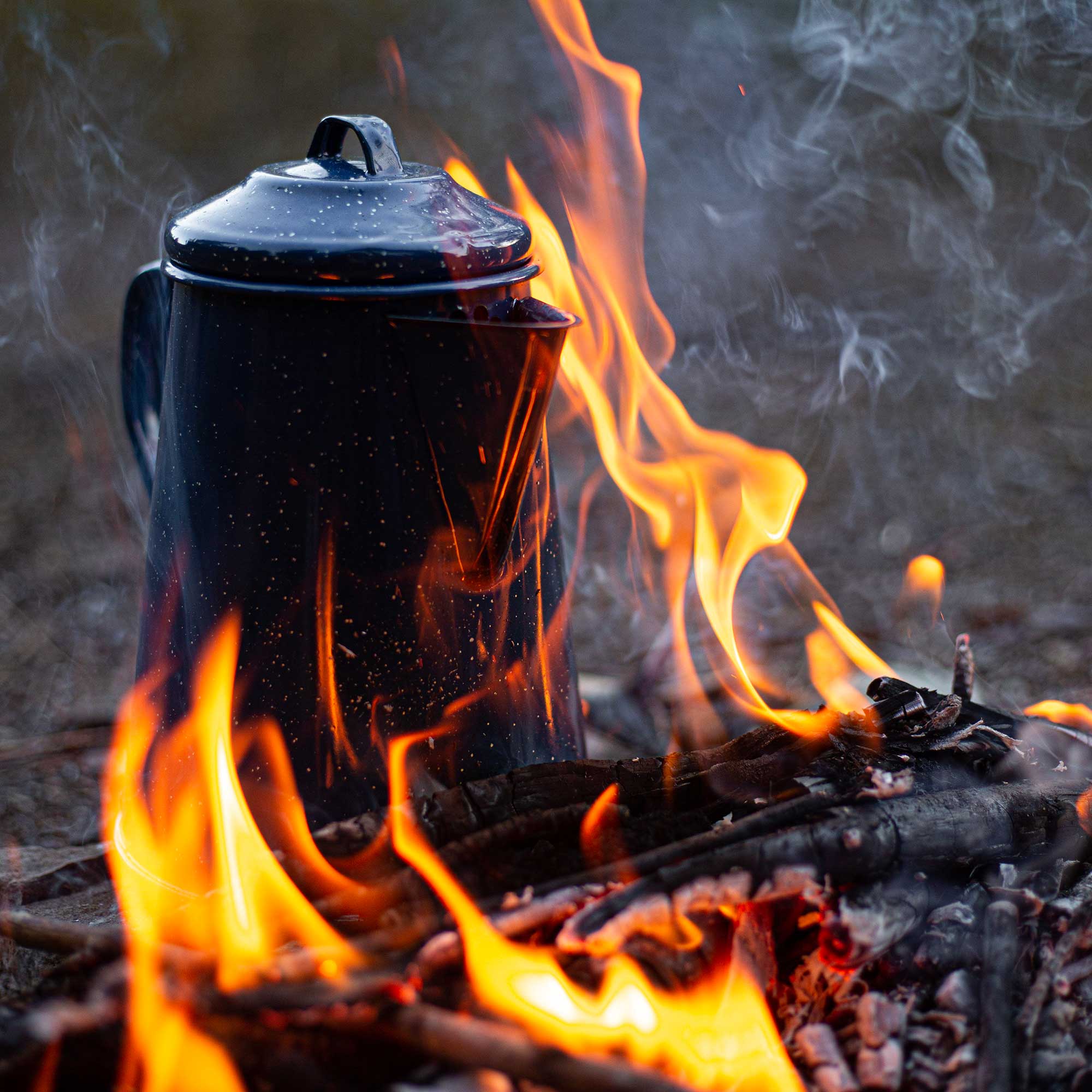 GSI Outdoors Enamelware Coffee Pot ceainic 8 cani emailat