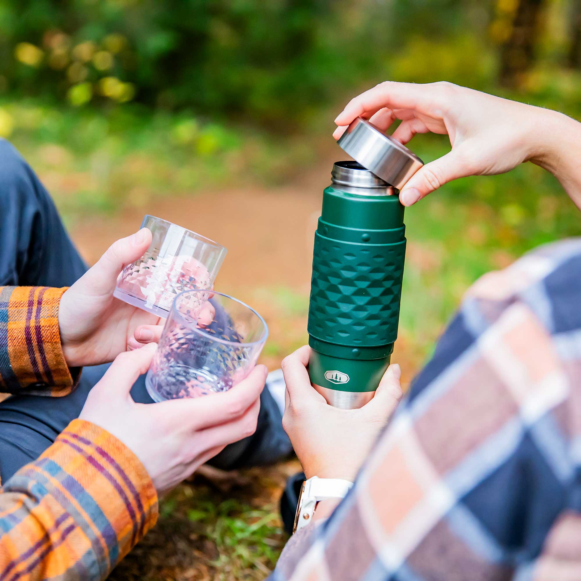 GSI Outdoors set cocktail izolat camping 500 ml cu geantă