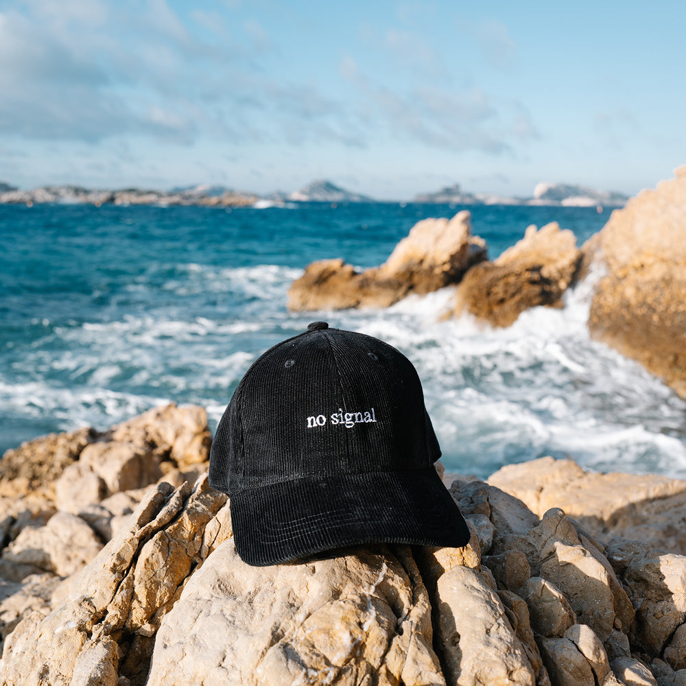 GO OVERLAND No Signal sapca velur neagra