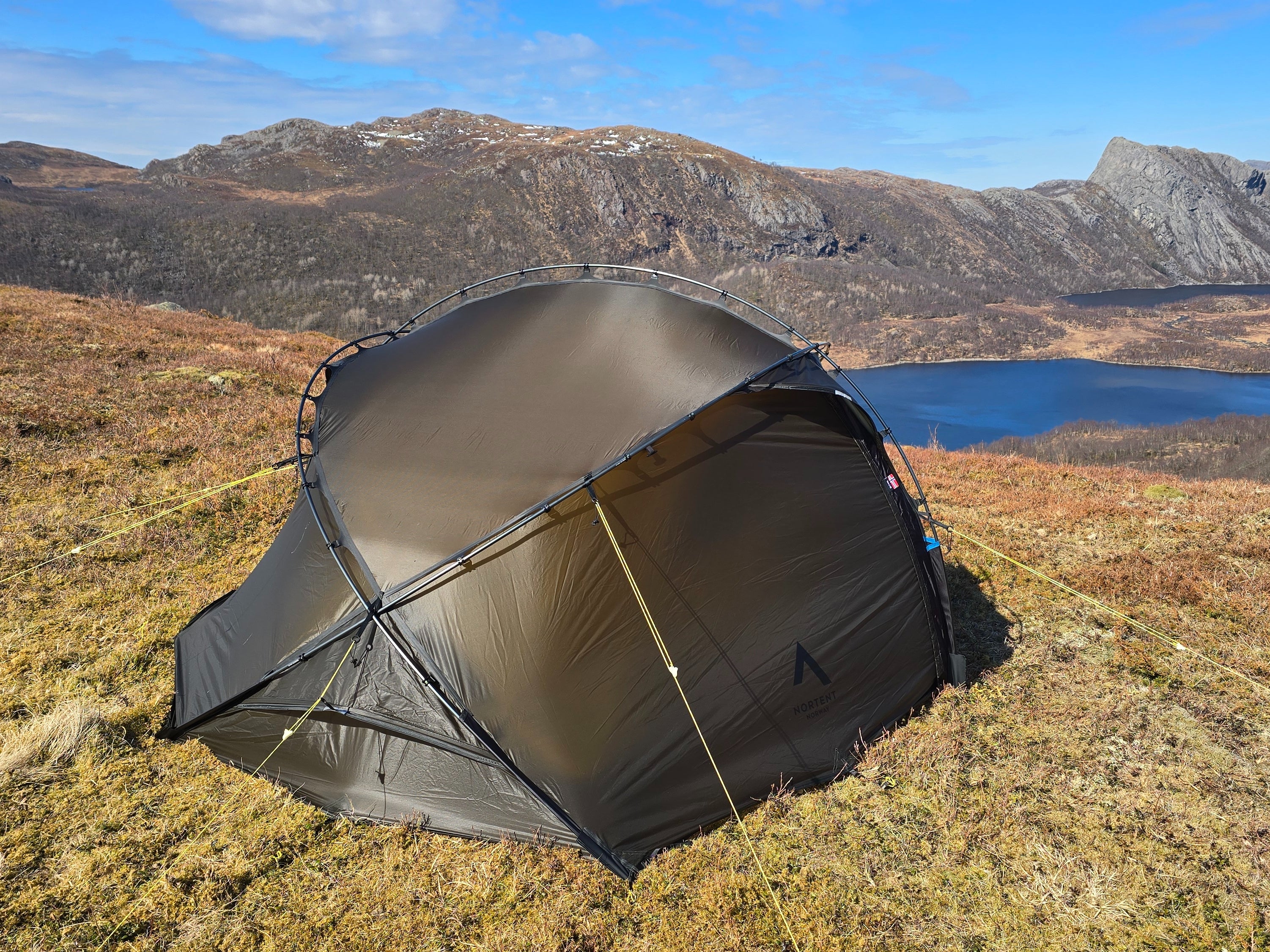 Nortent Vern 2 3S cort 2 persoane armygreen 2,5 kg