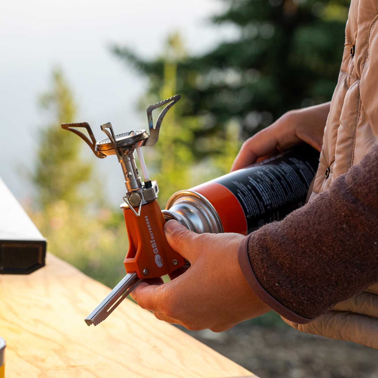 GSI Outdoors adaptor butan-izobutan aragaz camping