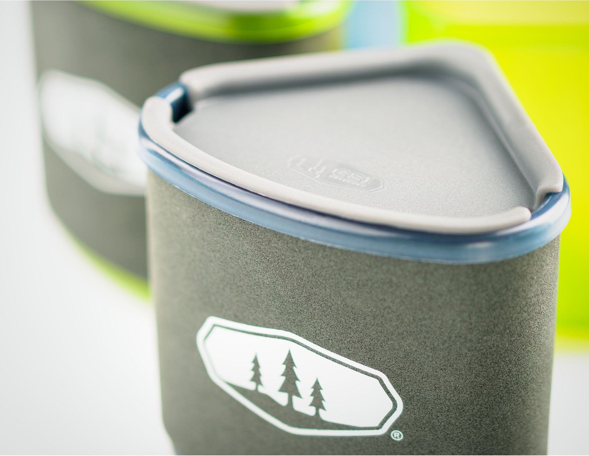 GSI Outdoors Pinnacle set vase camping ceramic